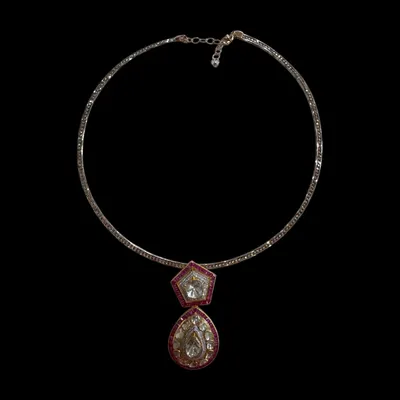 Red Chain Set
